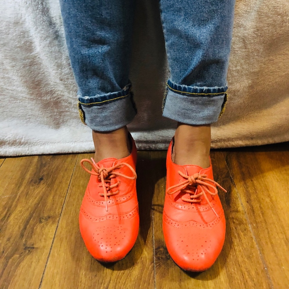 Oxfords shoes